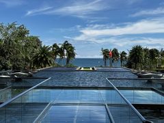 -亚龙湾喜来登·美景台大堂吧