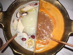 特制锅底-九鼎轩脆毛肚火锅(三钢里店)
