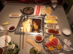 -海底捞火锅(新松江路店)