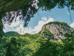 -蝶舞清江·恩施地心谷景区