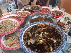 -牟记江湖重庆地标特色菜鱼蛋海鲜羊蝎子(巴南区黑金冠十多年好店)