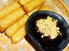 -湊湊火锅·茶憩(杭州湖滨银泰in77店)