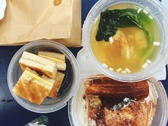小龙凤漏奶华-小龍鳳餐室(番禺路店)