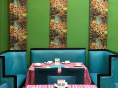 -香巴拉云南餐厅(华莱坞店)