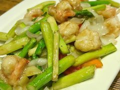 -胡桃里音乐餐厅(陶溪川店)(川湘赣菜·世界百大酒庄直供红酒·音乐表演)