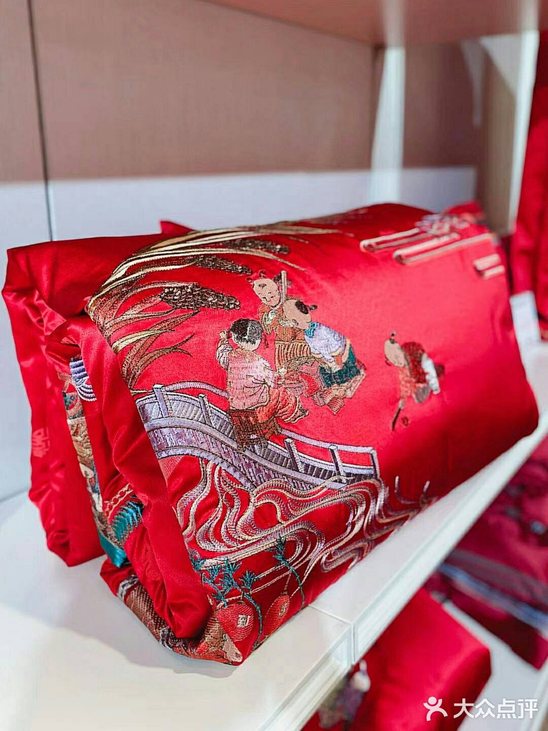 婚庆床品首选品牌——罗莱家纺
