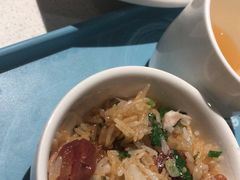 特色腊味煲仔饭-百年果林椰子鸡(中洲店)