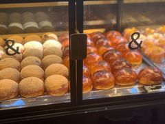 -BUTTERFUL&CREAMOROUS 黄油与面包(三里屯太古里店)