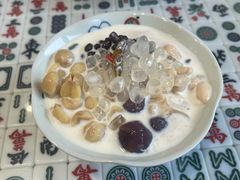 -堂屋糖水店(愚园店)