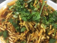 -阿竹黄焖鸡