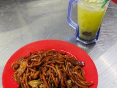 招牌福建炒-黄亚华小食店(Jalan Alor)