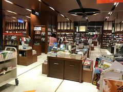-诚品(信义店)