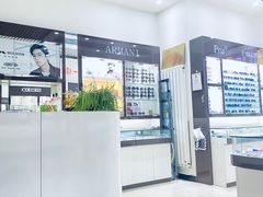 -亿视眼镜(金顶街店)