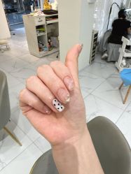 -悦己美甲美睫
