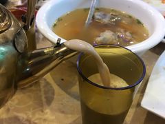 -维吾尔餐厅(宜山路店)