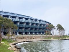 -上海滴水湖皇冠假日酒店