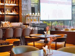 -星河吉酒店-BOND大堂吧·咖啡·简餐