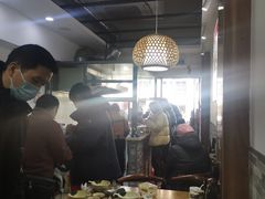 -黄阿姨锅贴大王(万航渡路店)