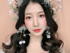 -金夫人化妆摄影职业培训学校