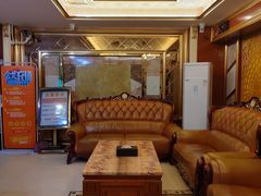 -金橙子足浴·按摩·SPA会所(龙华店)