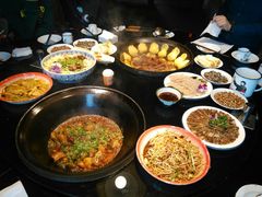 -鱼窝棚柴火铁锅炖(富山屯店)