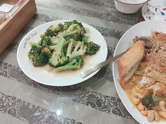 -Molee·泰府(东郊店)