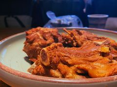 特色大铁锅烀腔骨-95号酱骨·一块豆腐(展春园西路店)