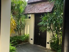 -三亚湾海居铂尔曼度假酒店