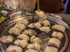 -围炉肉舍•炭烤活鳗•丹东海鲜烤肉(步行街店)