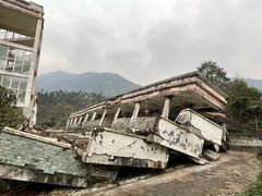 -四川汶川特大地震漩口中学遗址