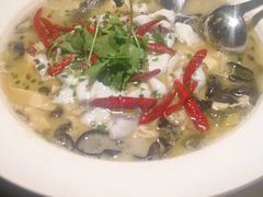 -渔见·精品川菜·老坛酸菜鱼(大朗店)