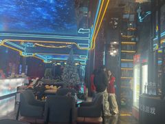 -屋有岛沉浸游戏旗舰店(中山公园店)