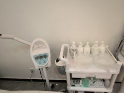 -柒朵科技美肤中心