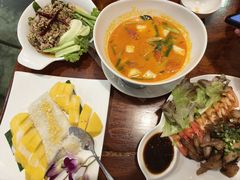 -Dang restaurant (patong phuket)