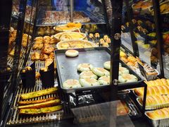 面包甜点陈列柜-巴黎贝甜(银城东苑店)