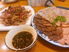 -鹤乡东北菜(崮山路店)