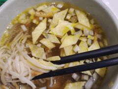 一口香-令氏家外家周秦食府(高新店)