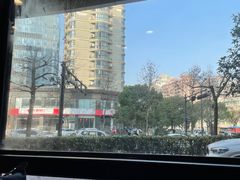 -全家便利店(天目山路三店)