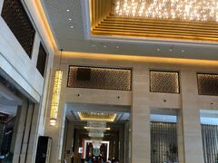 -成都保利公园皇冠假日酒店(熊猫基地店)