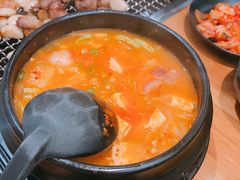 -肉甲韩国木炭烤肉(新壹街1店)