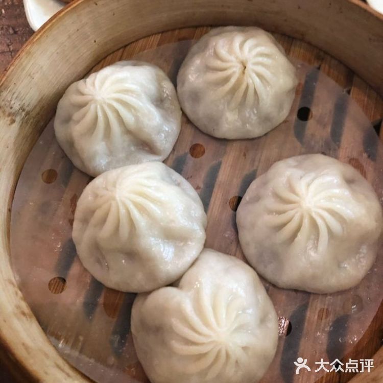 今天尝了最正宗的锅贴