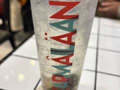 -肥汁米蘭香港米线(长宁来福士店)