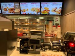 -肯德基(珠峰店)