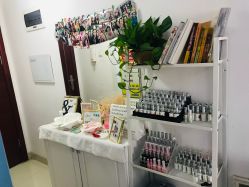 -UN·桃喜日系美睫美甲