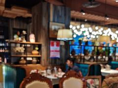 -领鲜活海鲜榴莲自助火锅(东门店)