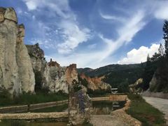-彩色沙林风景区