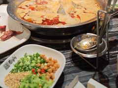 -老船舫·现做活鲜鱼馆(东郊记忆店)