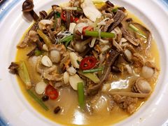 -谊荣海鲜大牌档(石湖店)