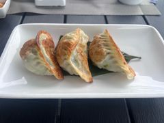 广式鲜虾韭菜饺-水上明月·湖景餐厅