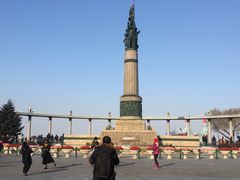 -人民防洪胜利纪念塔